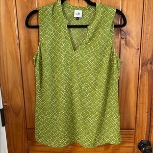 Cabi Cobblestone Top Green Small sleeveless back peplum v neck Lightweight